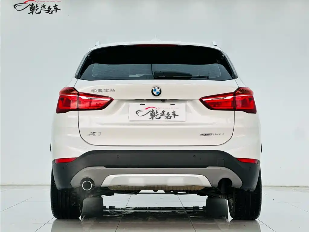 BMW X1 2019 sDrive18Li Fashion Model фото 6