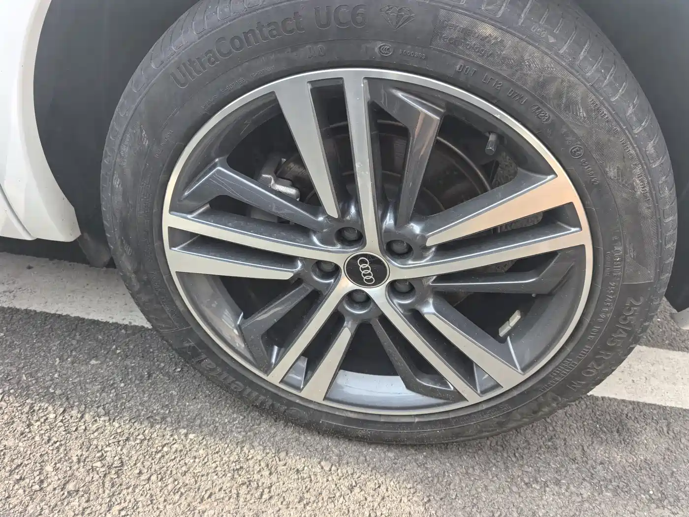 Фото 30 - Audi Q5L