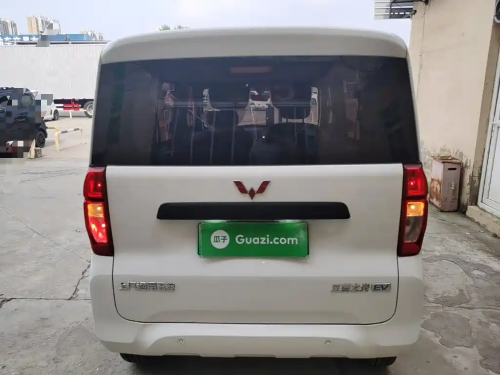 Wuling Motors Wuling Zhiguang NEV 2026 2025 Standard Version