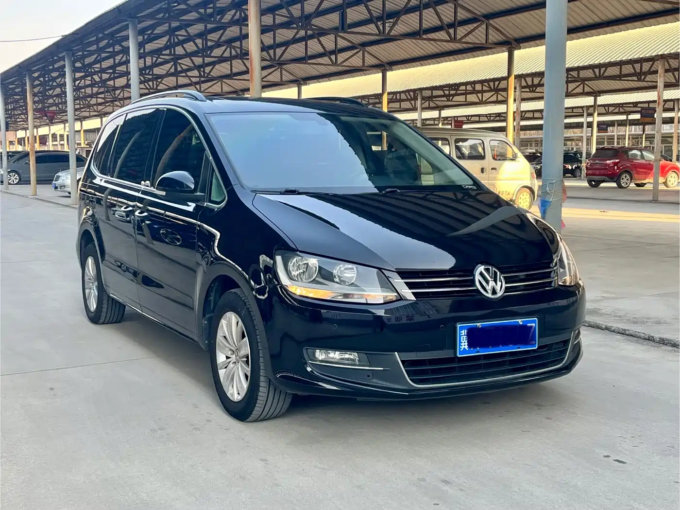 Volkswagen Sharan 2014 2.0TSI Standard фото 3