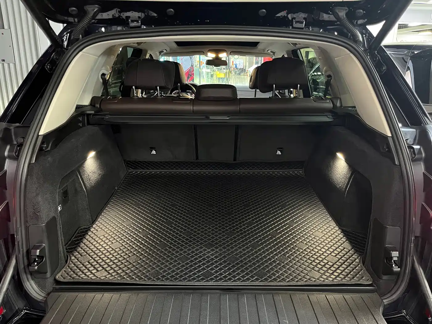 BMW X5 2022 xDrive 30Li Premium M Sport Package фото 21