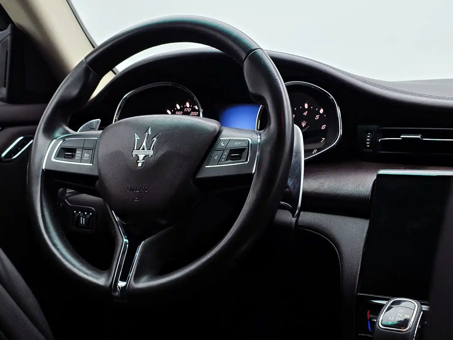 Photo 19 - Maserati Quattroporte