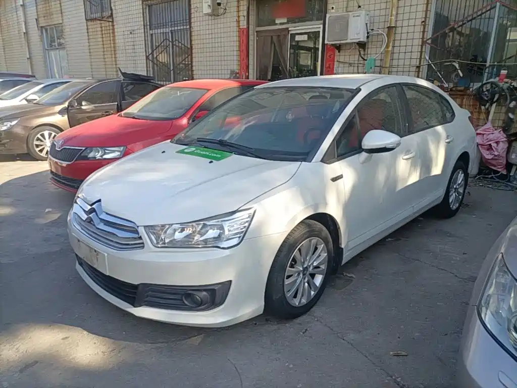 Фото 1 - Citroën C-Quatre
