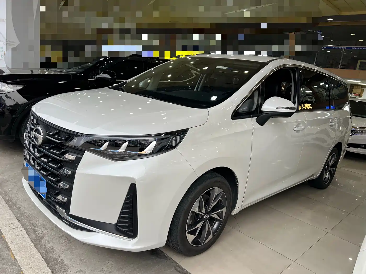 GAC Trumpchi Trumpchi M6 2023 PRO 270T DCT Luxury Edition