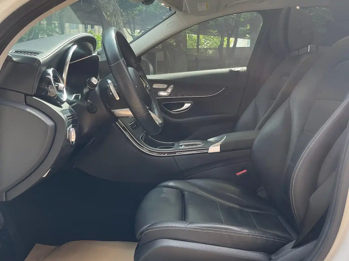 Mercedes-Benz C-Class 2020 Facelift C 260 L Sport фото 11