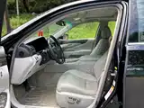 Фото 4 - Lexus LS