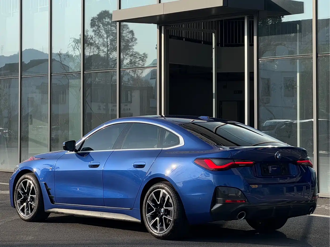 BMW 4 Series 2022 425i Gran Coupe M Sport Package фото 4