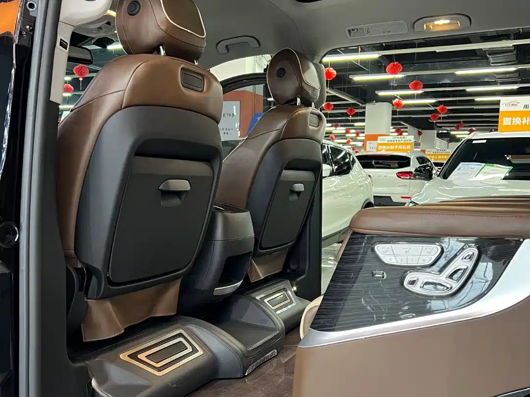 Mercedes-Benz V-Class 2021 V 260 Pilot Edition фото 17