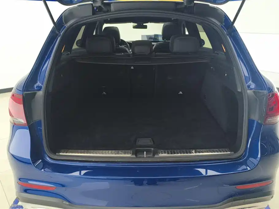 Mercedes-Benz GLC 2020 GLC 260 L 4MATIC Luxury фото 4