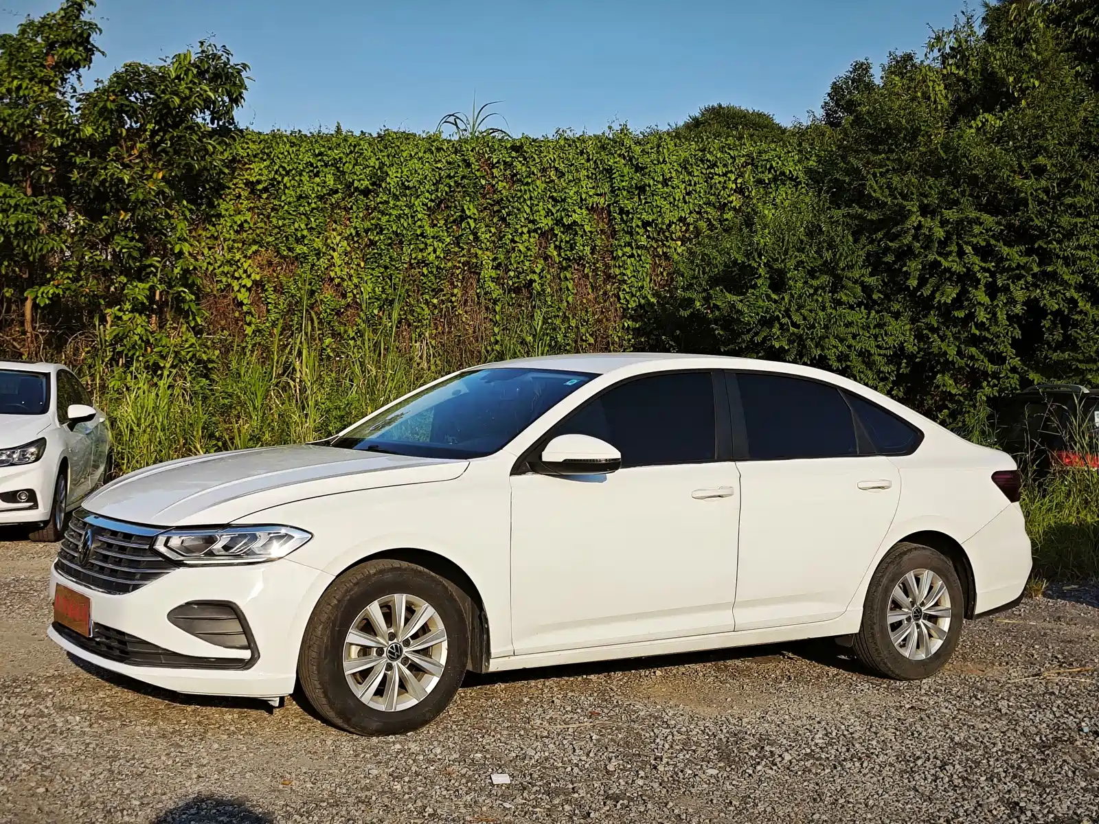 Photo 3 - Volkswagen Lavida