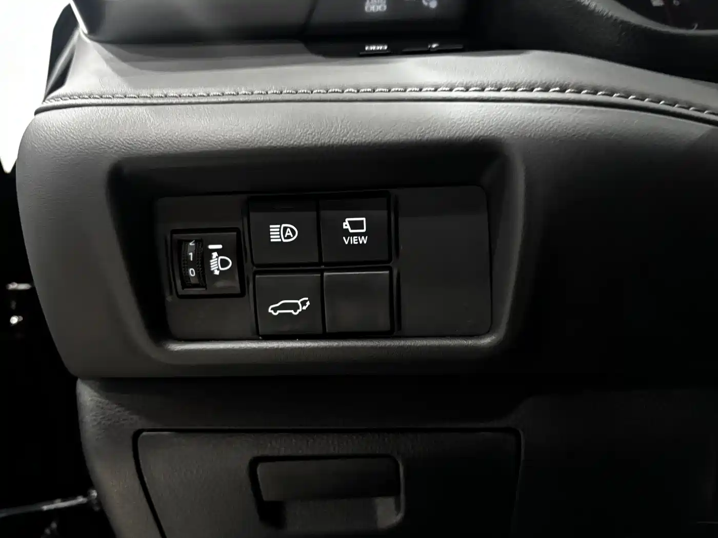 Toyota Crown Kluger 2022 2.0T 4WD Sporty Edition фото 15