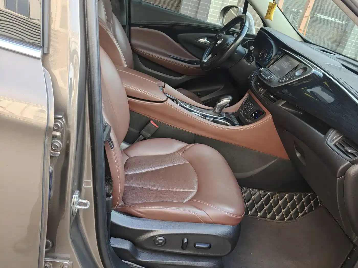 Buick Envision Plus 2019 28T 4WD All-round Sports Flagship Type China V фото 10