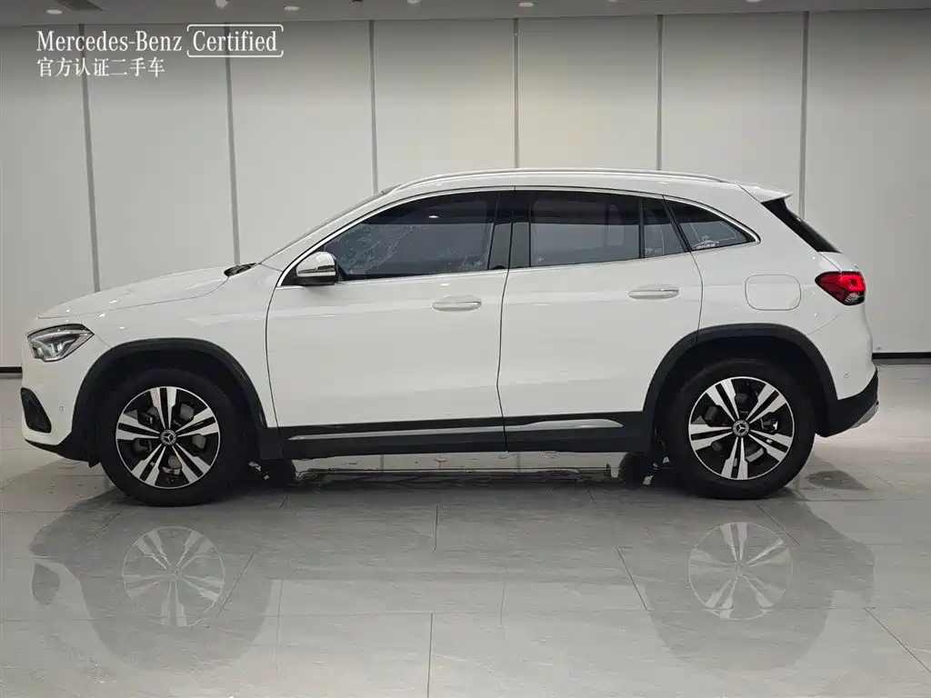 Mercedes-Benz GLA 2023 2023 GLA 220
