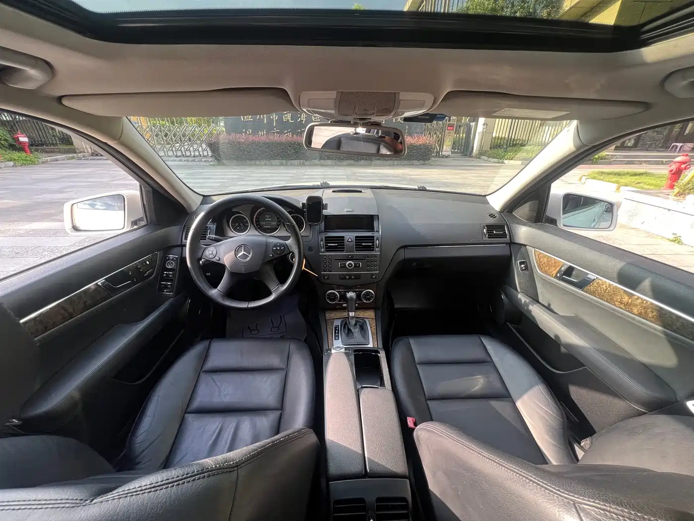 Фото 10 - Mercedes-Benz C-Class