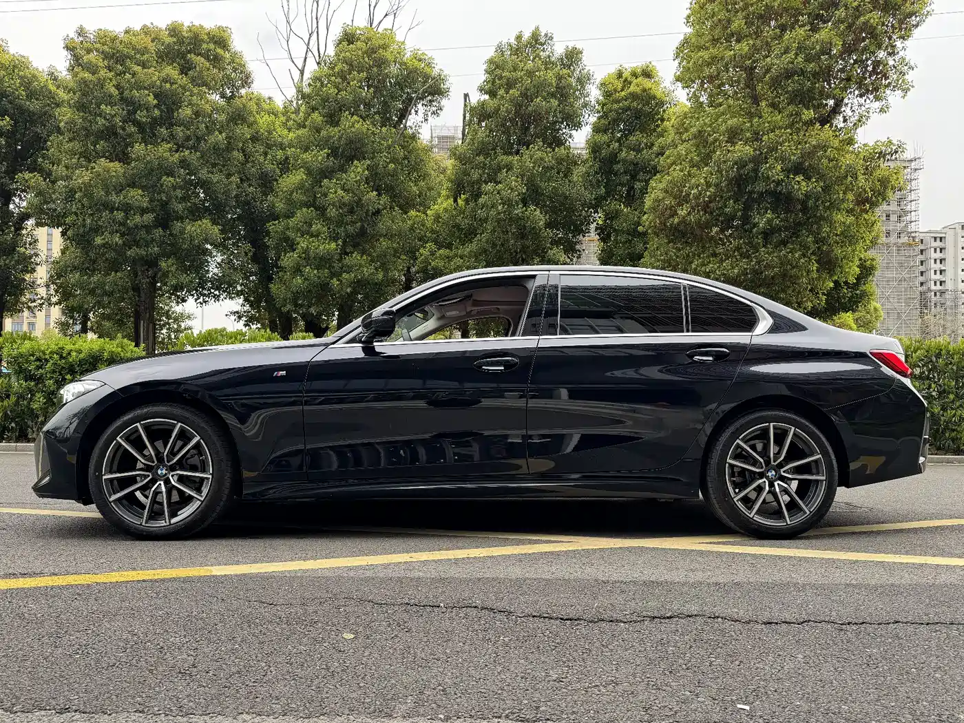 BMW 3 Series 2025 325Li M Sport Package фото 10