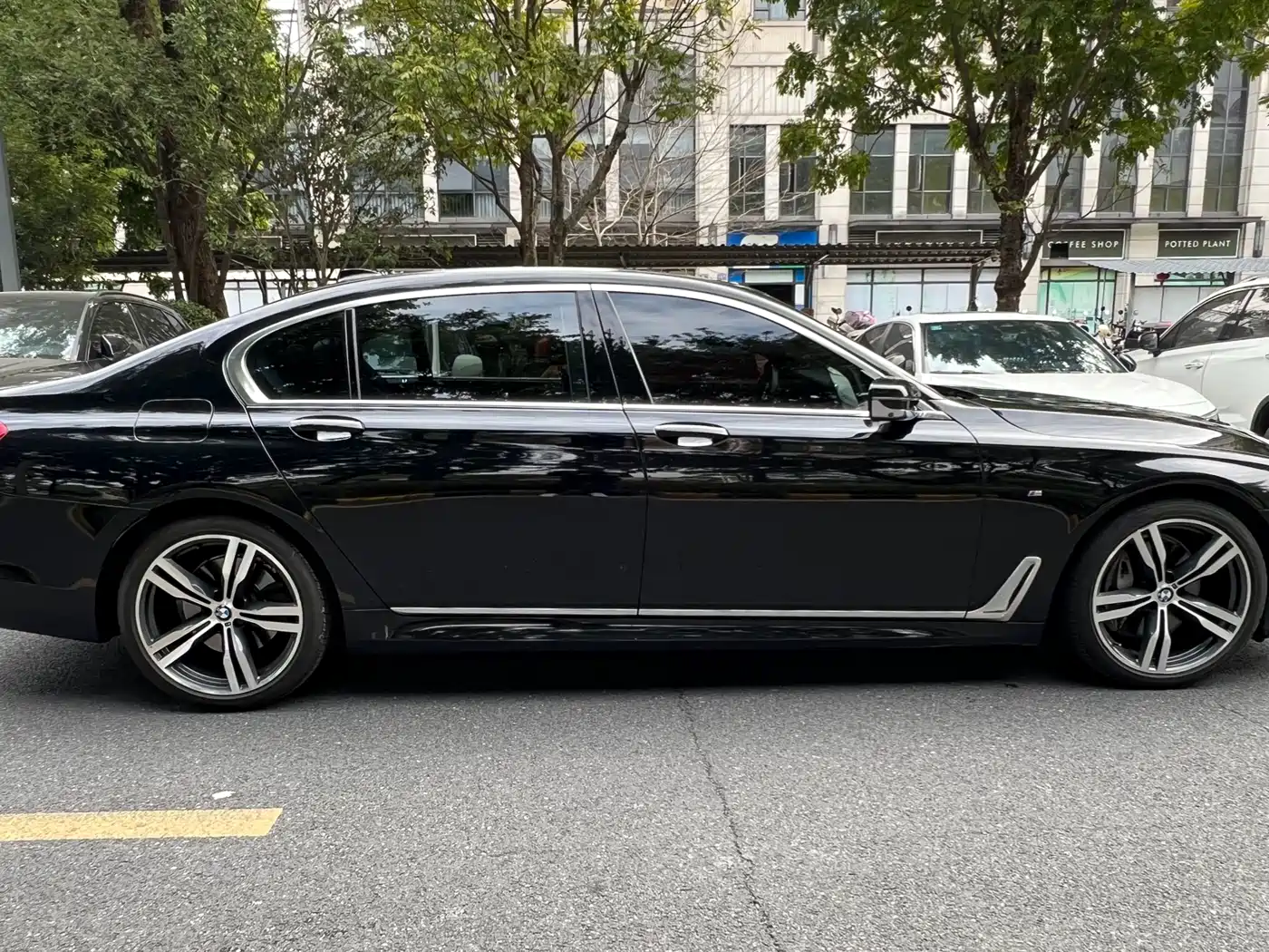 BMW 7 Series 2018 740Li Leading Type M Sport Package фото 12