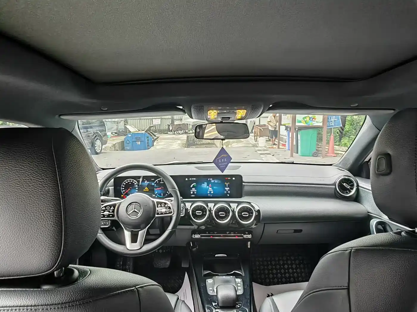 Фото 6 - Mercedes-Benz A-Class