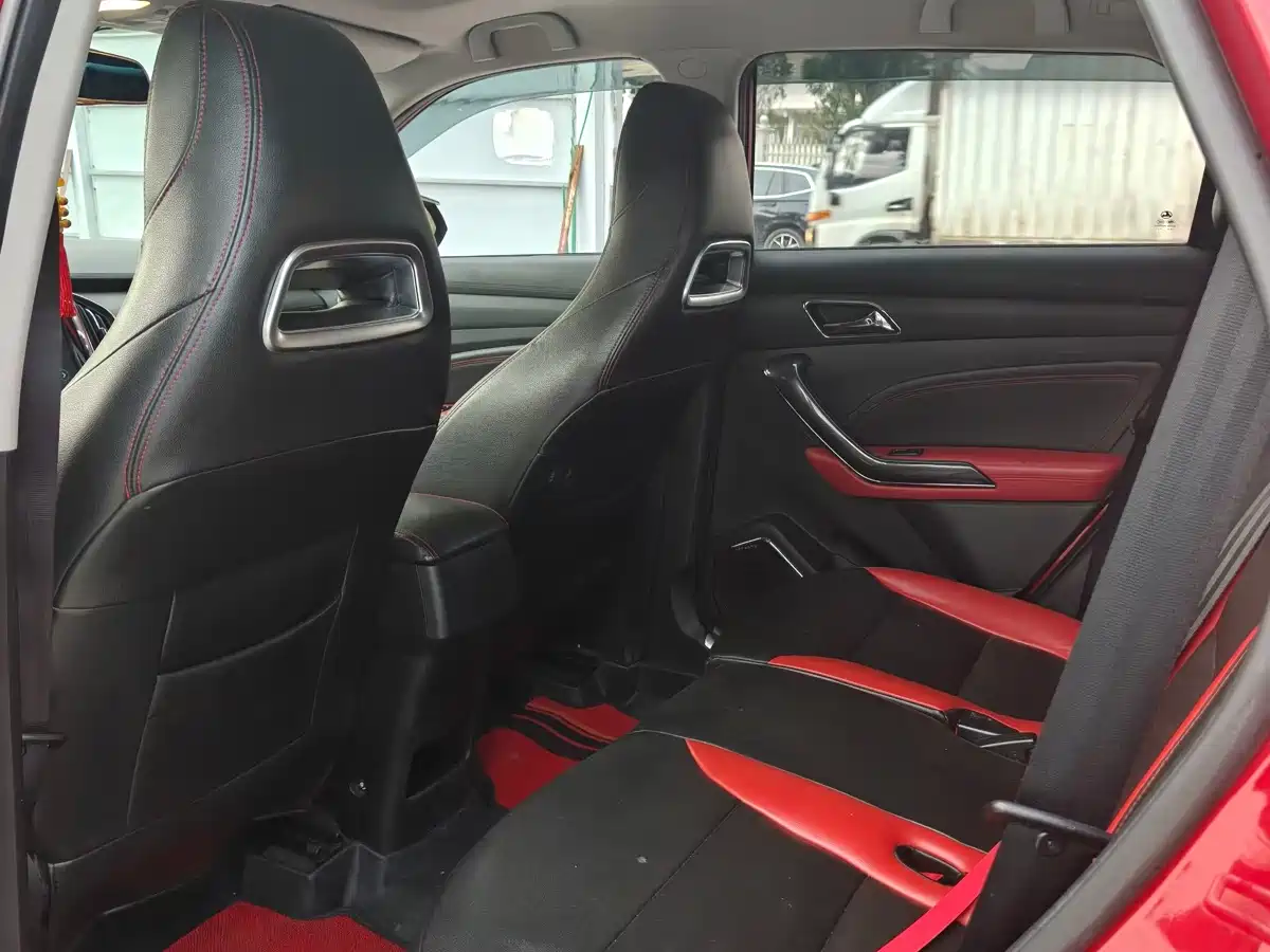 Leopaard CS9 2017 2017 1.5L CVT Comfort