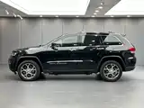 Photo 7 - Jeep Grand Cherokee (Import)