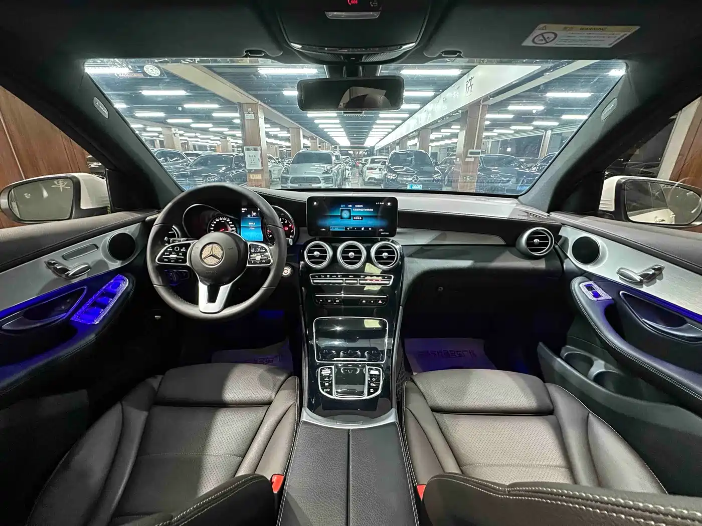 Mercedes-Benz GLC 2020 GLC 260 L 4MATIC Dynamic фото 4
