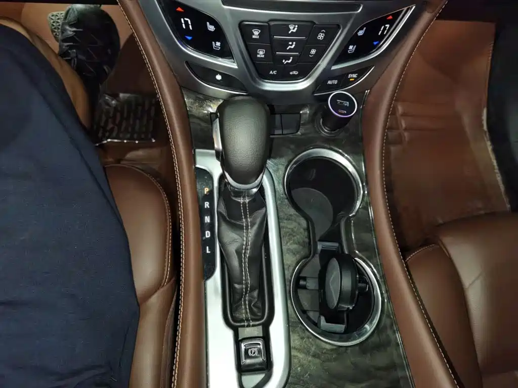 Buick Envision Plus 2015 2014 28T 4WD Luxury