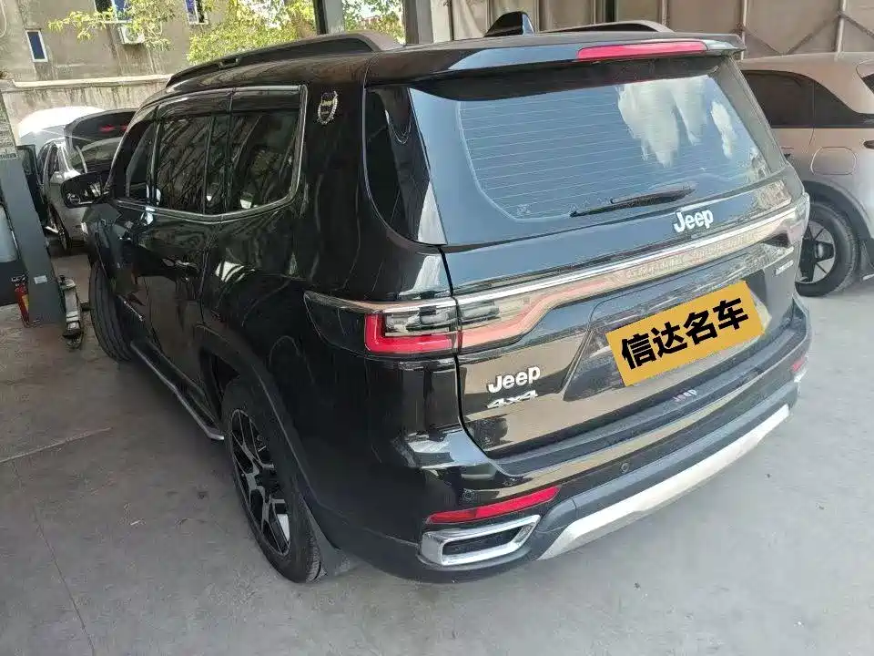 Jeep Grand Commander 2022 2022 2.0T 2WD Luxury Edition