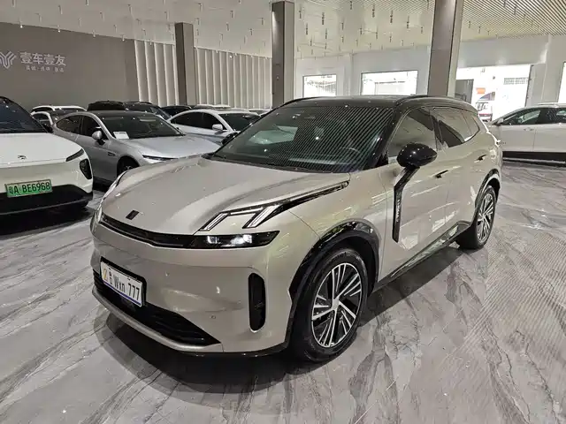  Lynk & Co Lynk & Co 08 EM-P 2023 245km Ultra Long Range Halo