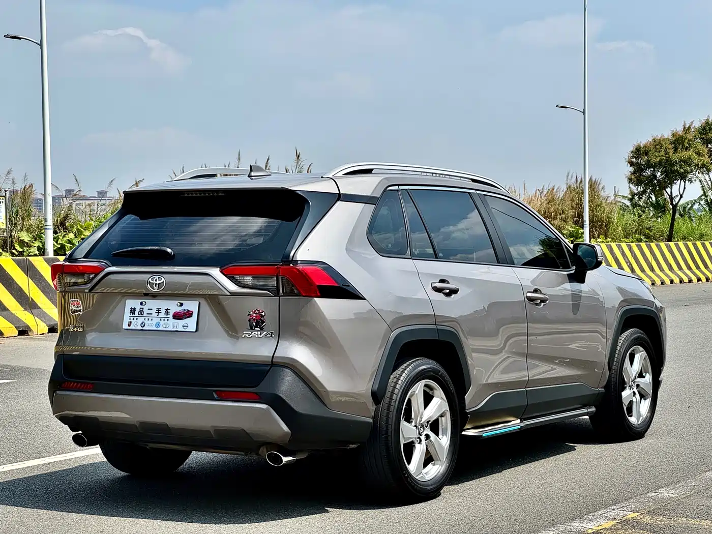 Toyota RAV4 Rongfang 2021 2.0L CVT 2WD Trend фото 9