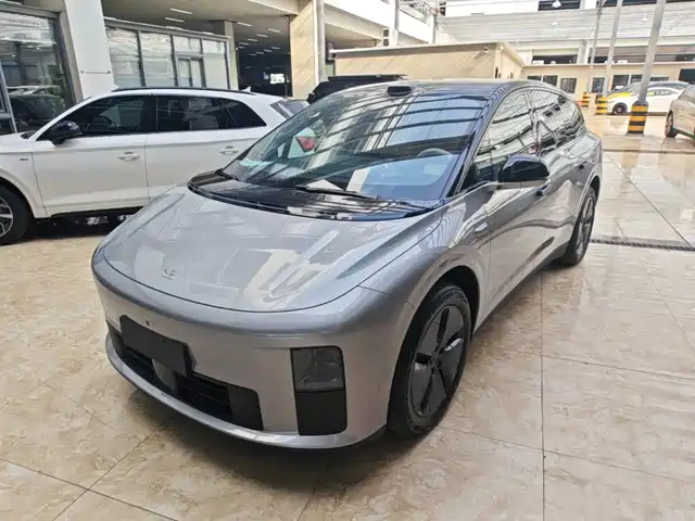  Li Auto Li Auto i6 2025 2WD Base Model