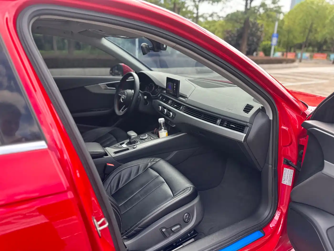 Audi A4L 2018 30th Anniversary 40 TFSI Progressive фото 4