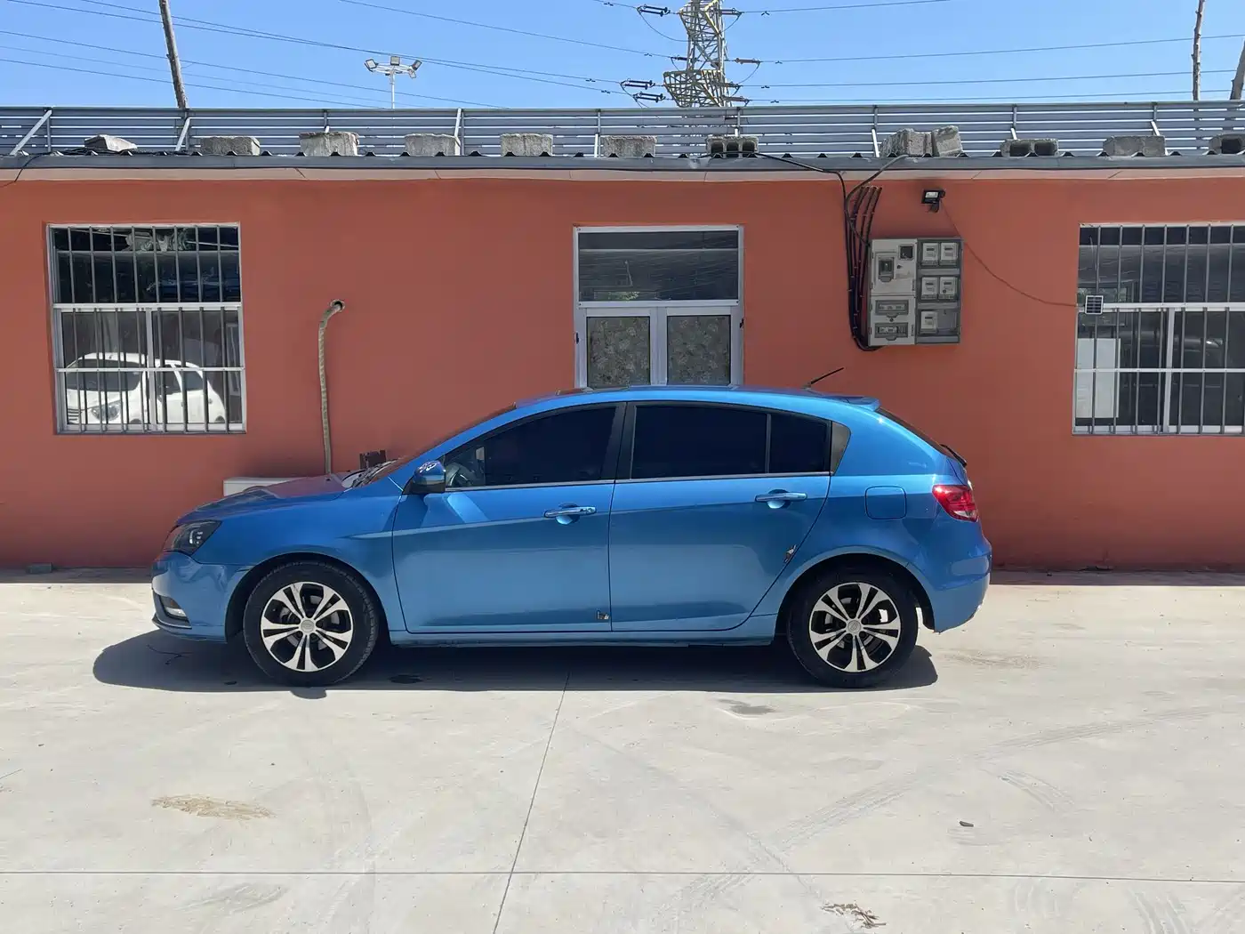Geely Emgrand 2014 2014 Hatchback 1.3T CVT Premium
