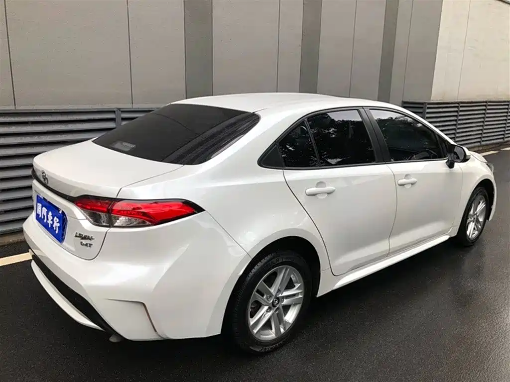 Toyota Levin 2021 185T CVT Luxury Edition фото 13