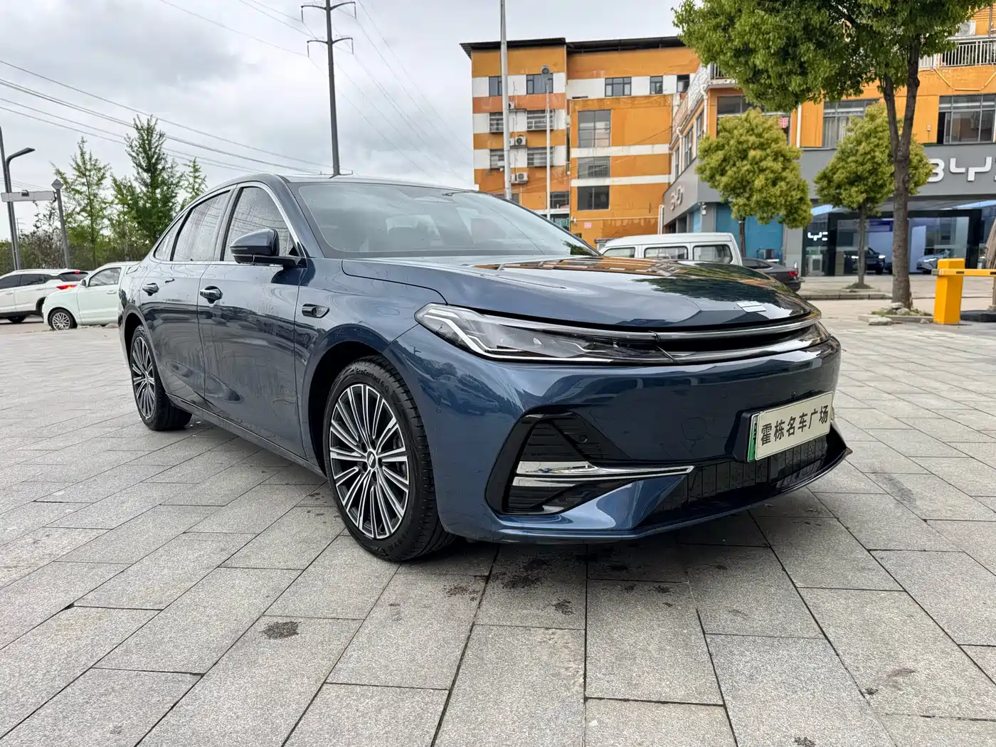 Geely Galaxy Galaxy A7 2025 EM-i фото 3