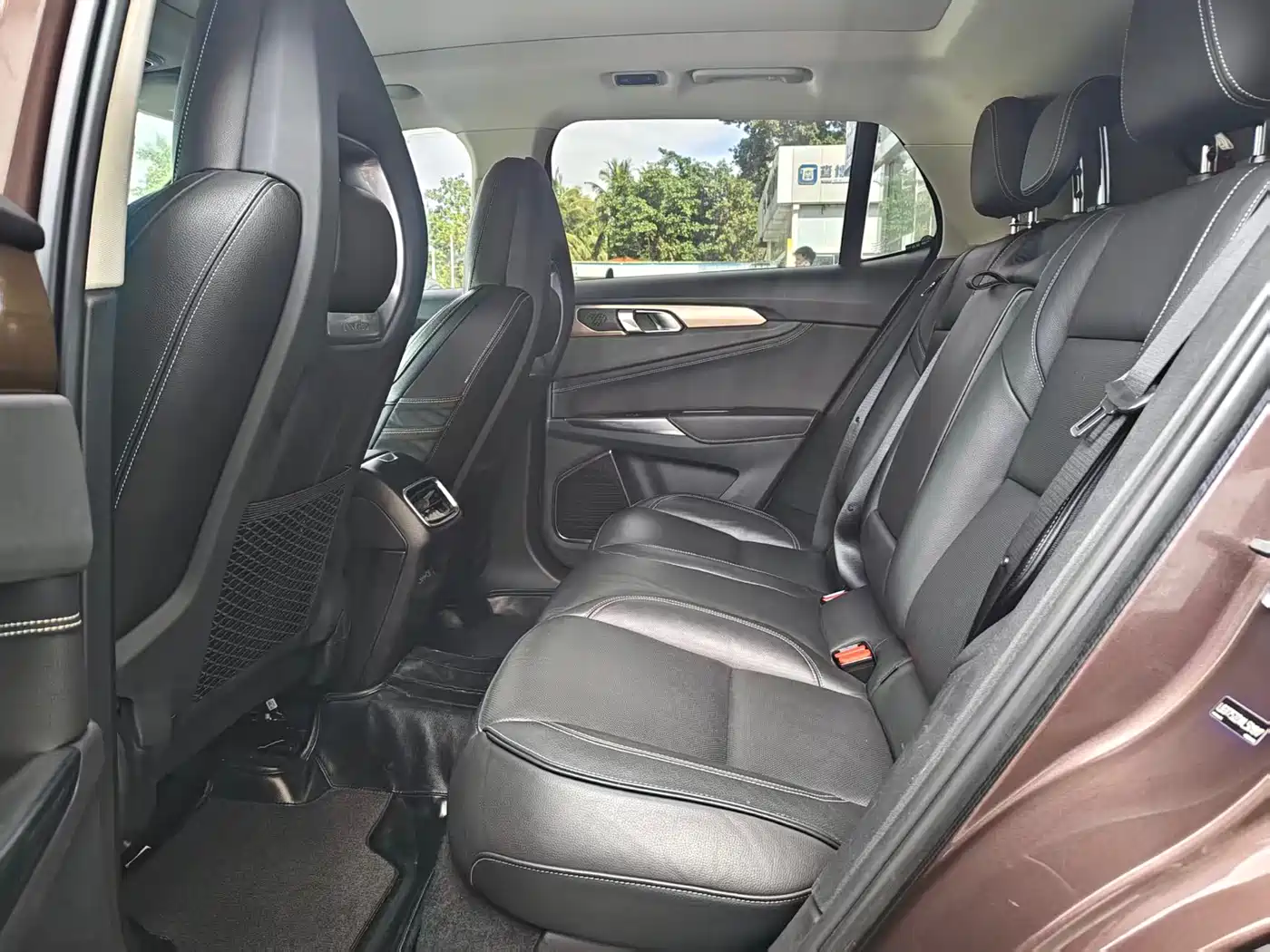 Lynk & Co 01 2017 2.0T 2WD Pro Version фото 6