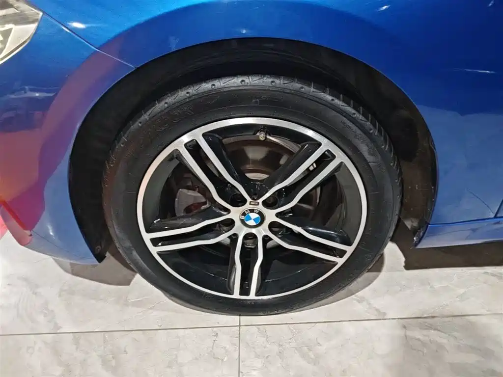 BMW 1 Series 2019 118i M Sport Package фото 23