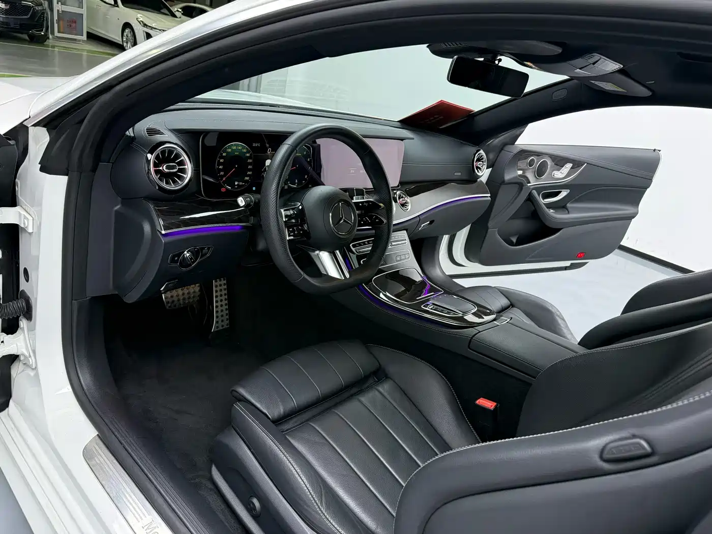 Mercedes-Benz E-Class (Import) 2023 E 260 Coupe фото 7