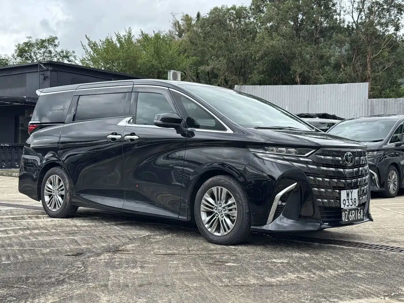 Toyota Alphard 2026 2024 Hybrid 2.5L Prestige Edition