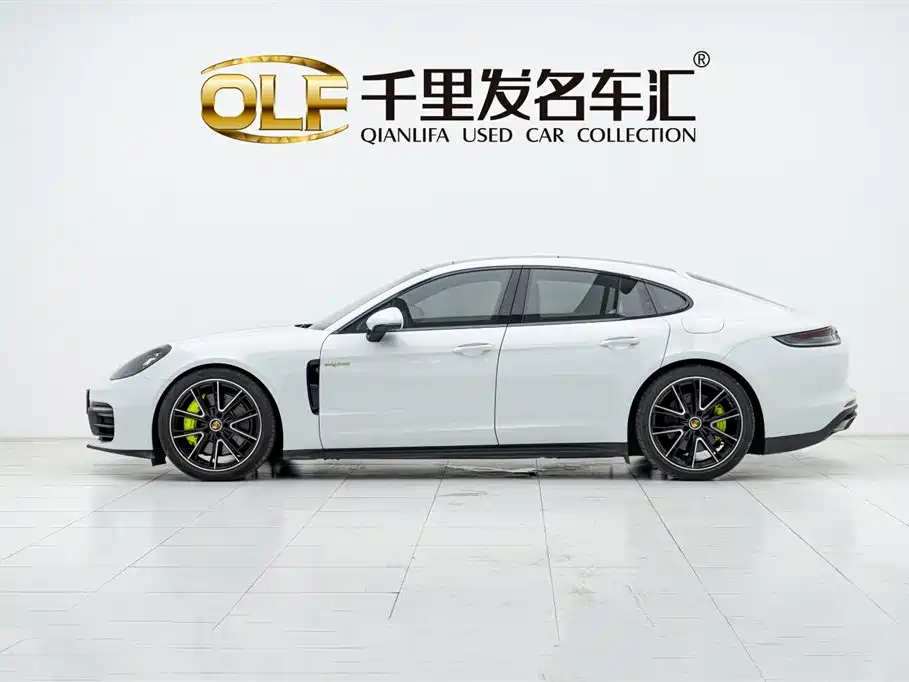PORSCHE PANAMERA NEW ENERGY