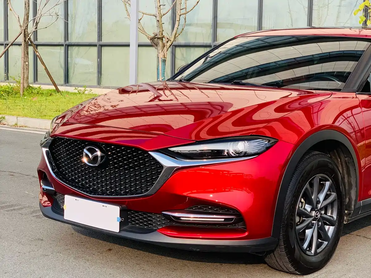 Photo 10 - Mazda CX-4