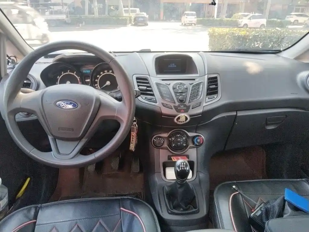 Ford Fiesta 2015 2013 Hatchback 1.5L Manual Trend