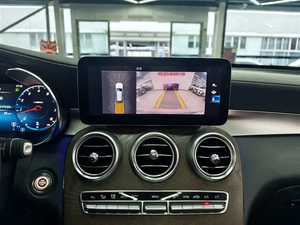 Mercedes-Benz GLC 2020 GLC 260 L 4MATIC Luxury фото 16