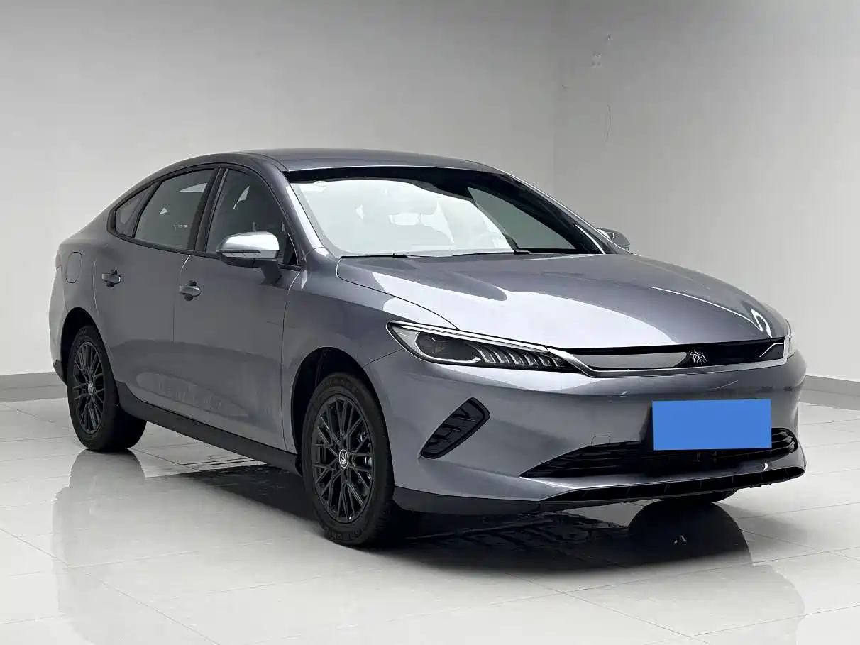 BYD Qin PLUS 2025 EV Smart Drive Edition 510KM Leading Type фото 3