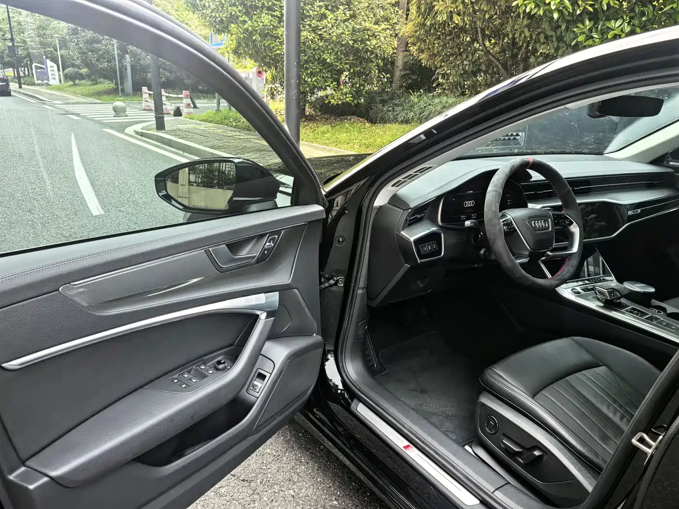 Audi A6 (Import) 2023 Avant Pioneer 40 TFSI Luxury Dynamic фото 11
