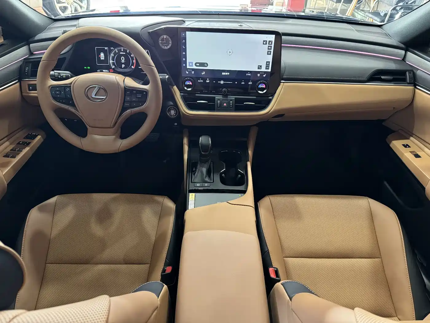 Lexus ES 2025 200 Ultimate Edition фото 4