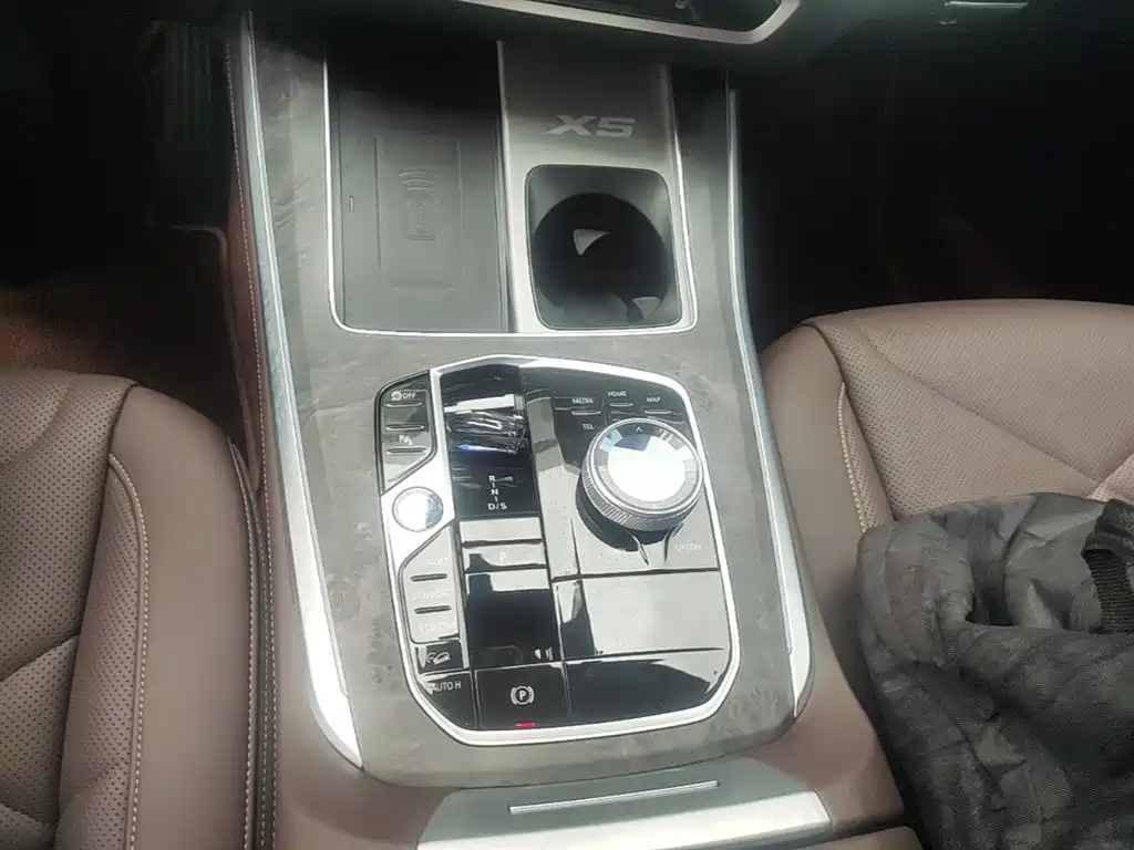 BMW X5 2023 xDrive 30Li Premium M Sport Package фото 21