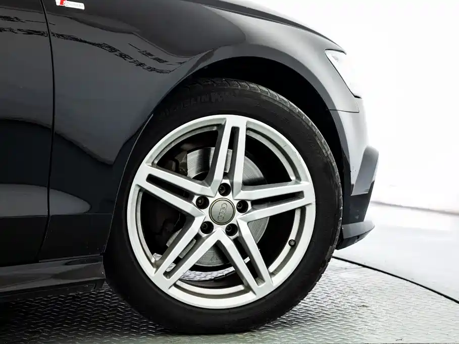 Audi A6L 2018 30th Anniversary 30 FSI Style фото 21