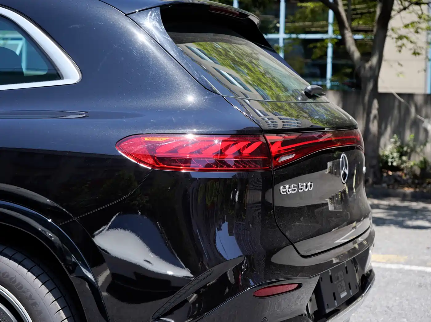 Mercedes-Benz EQS SUV 2025 Model 500 4MATIC фото 9