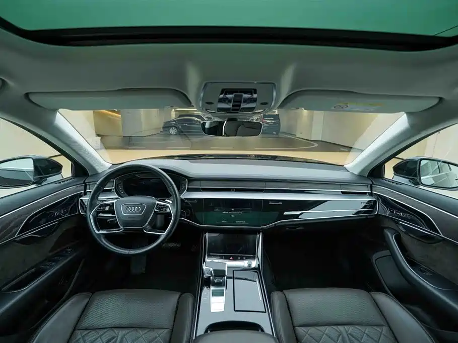 Audi A8 2022 A8L 50 TFSI quattro Comfort Collector's Edition фото 18