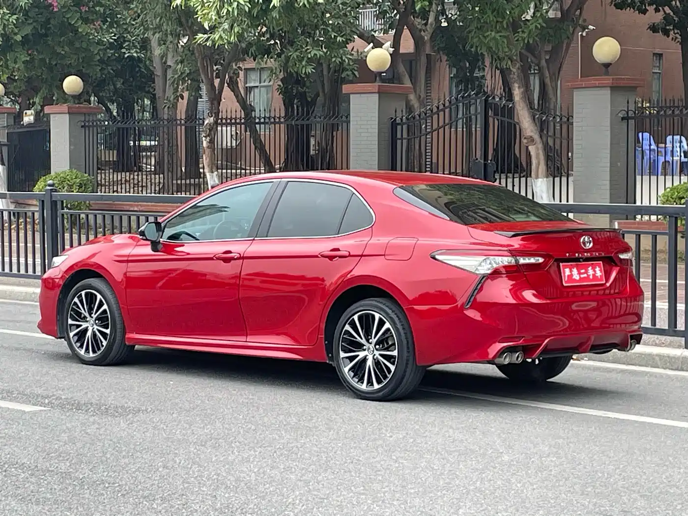 Toyota Camry 2018 2.5S Trend Edition фото 23