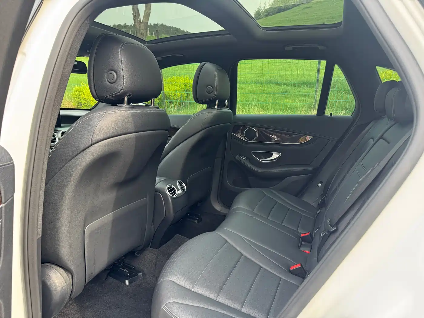 Mercedes-Benz GLC 2018 Facelift GLC 260 4MATIC Dynamic фото 8